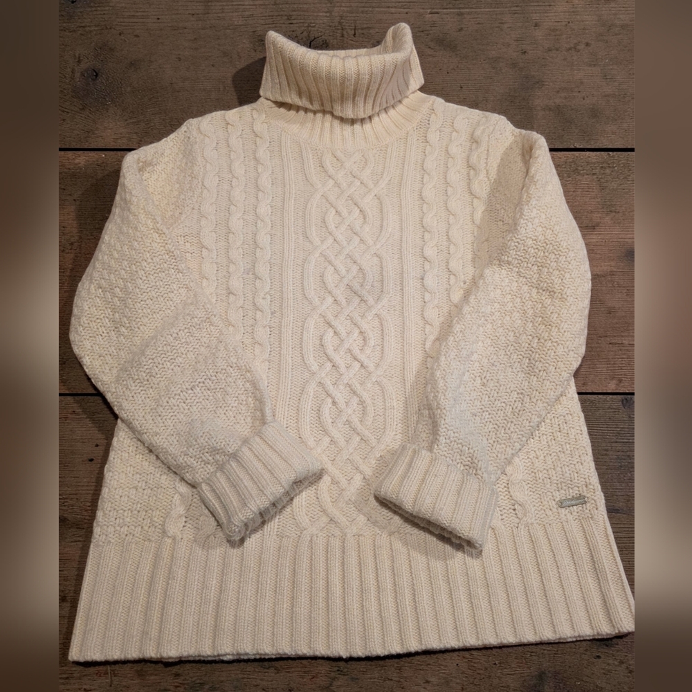 Eddie Bauer Cream Cable Knit Turtleneck Sweater